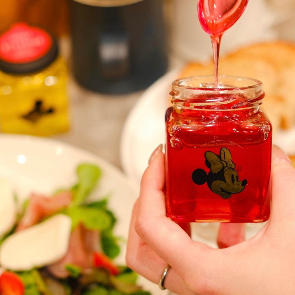 「ミニーマウス」のデザインボトル 赤いはちみつ 140g